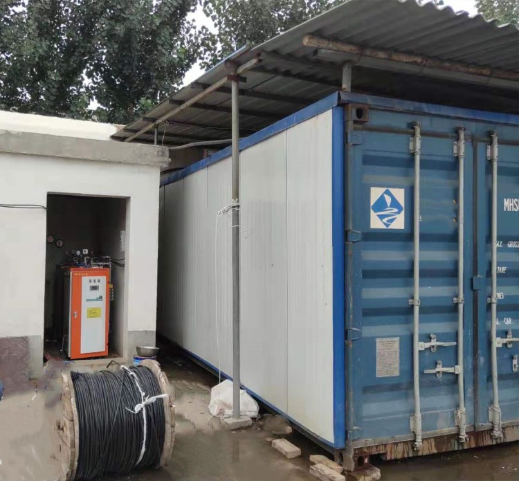 電纜養(yǎng)護5.jpg 電纜養(yǎng)護5.jpg